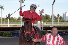 Paco-5-wins-Cory